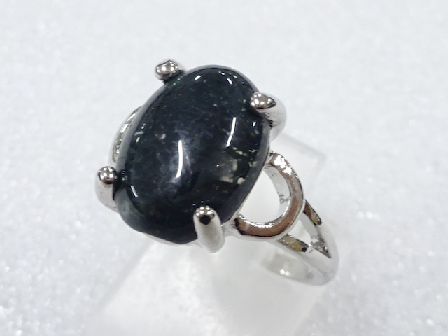 Japanese Kimono / Antique Accessories